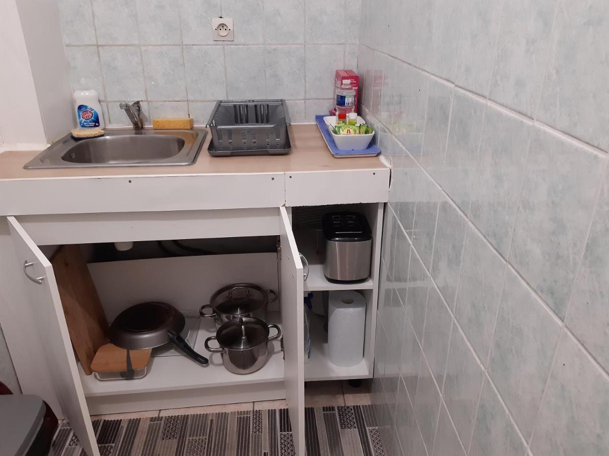 Appartement AAD1 Clamart 200 m du Tramway T6 st pavé blc avec cuisine séparée Exterior foto