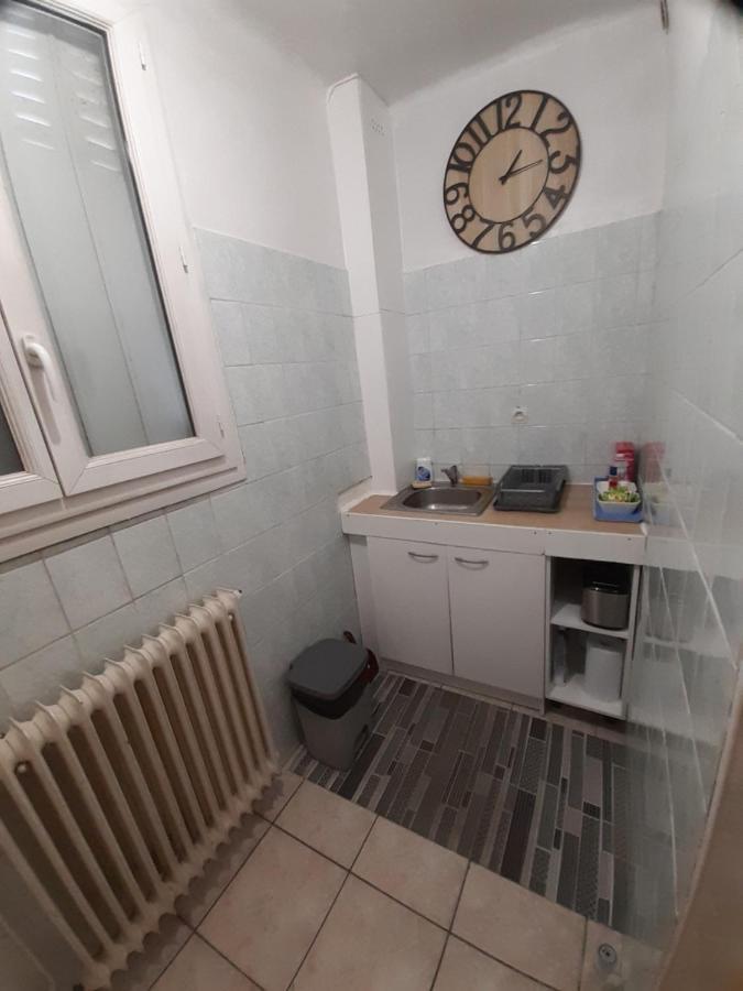 Appartement AAD1 Clamart 200 m du Tramway T6 st pavé blc avec cuisine séparée Exterior foto